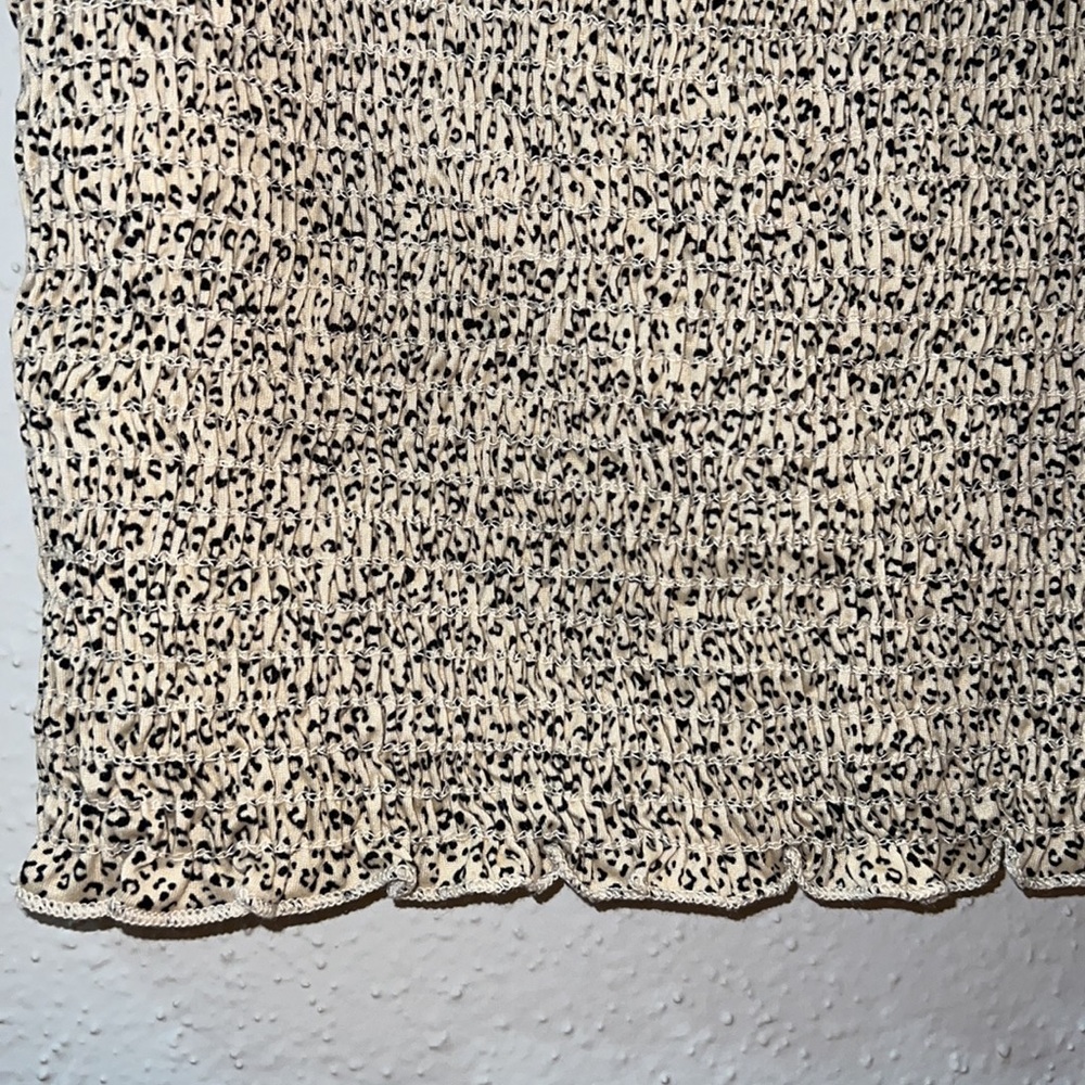 Scrunched Ruffle Tank Top - Picture 2 of 5